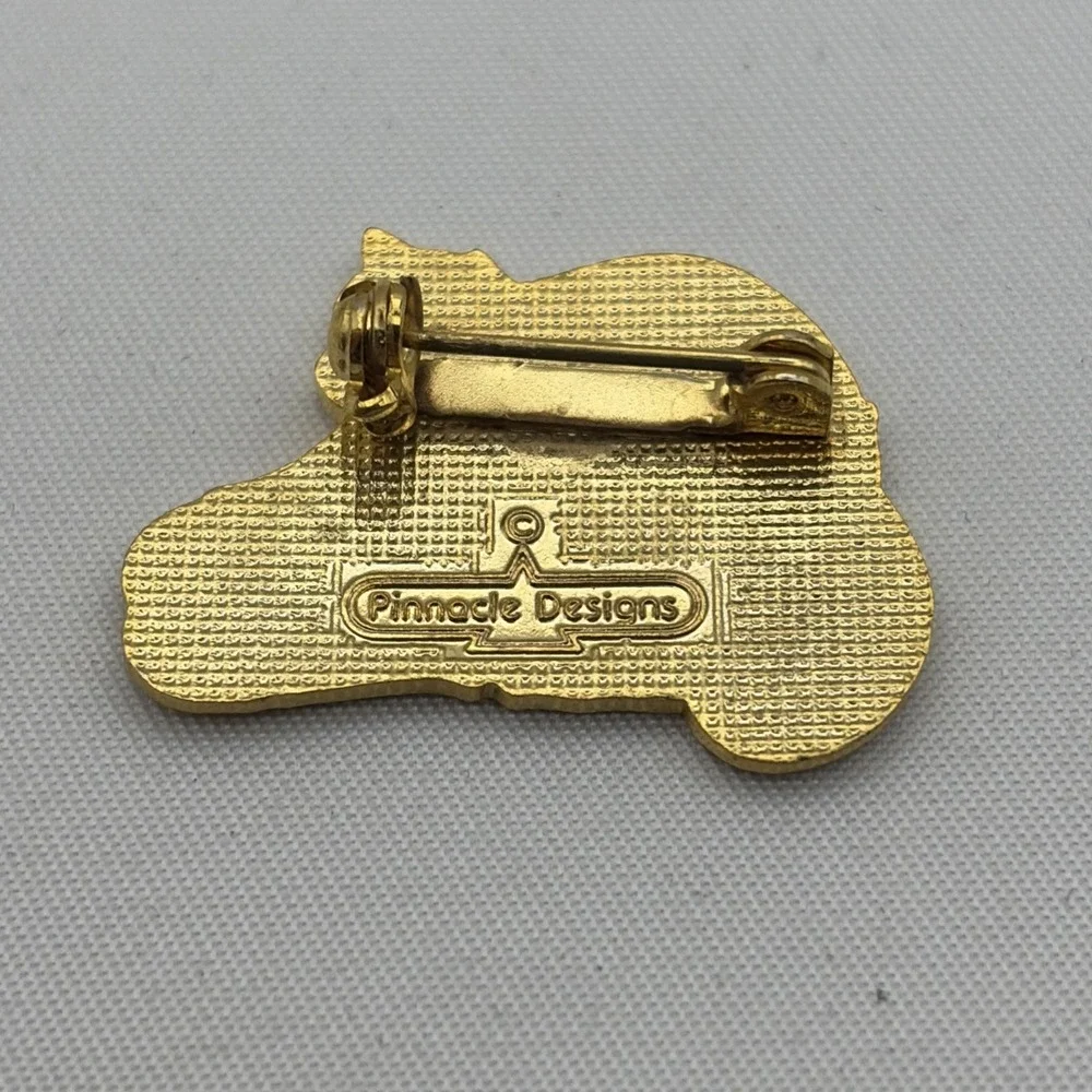 Raccoon‎ On a Log Animal Lapel Hat Pin